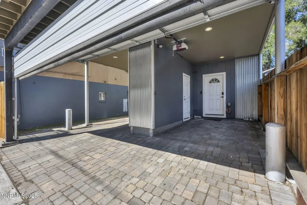 442 7th Reno NV 89512