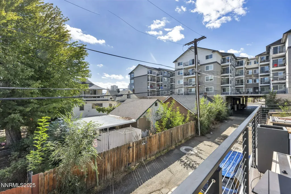442 7th Reno NV 89512