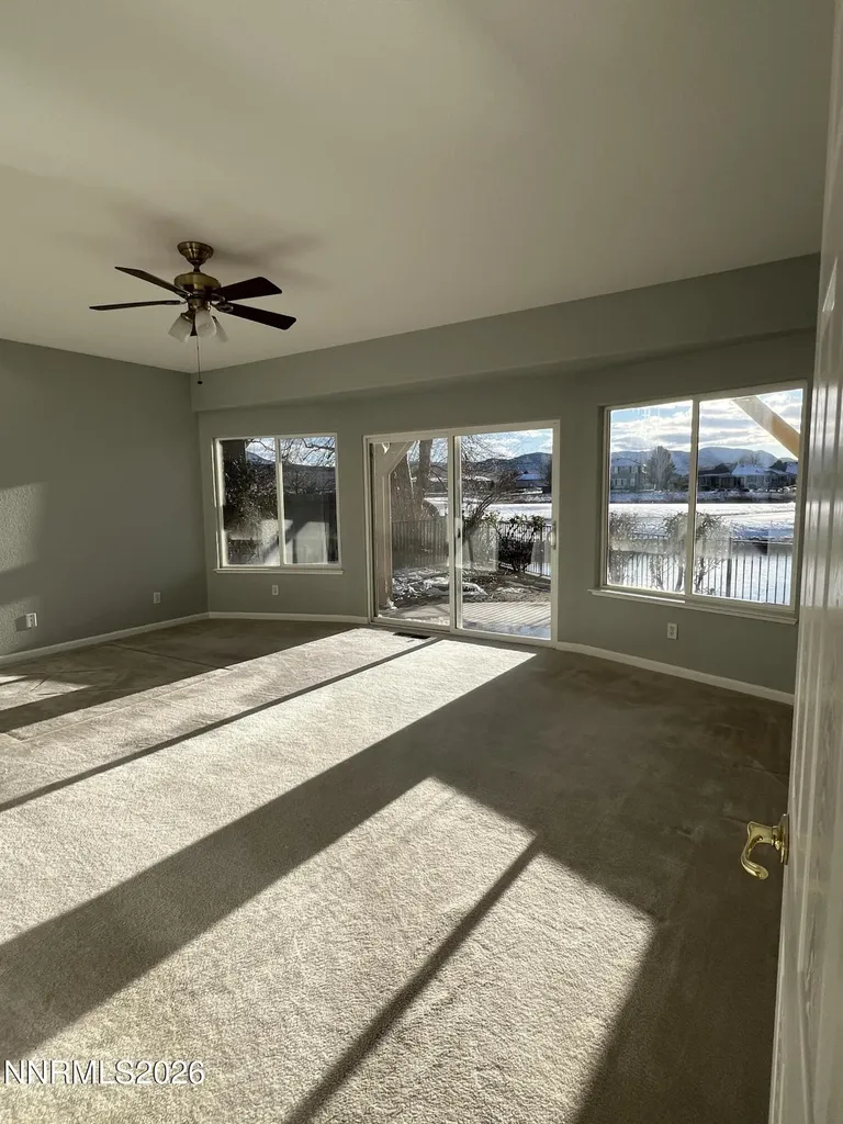 607 St Andrews Dayton NV 89403