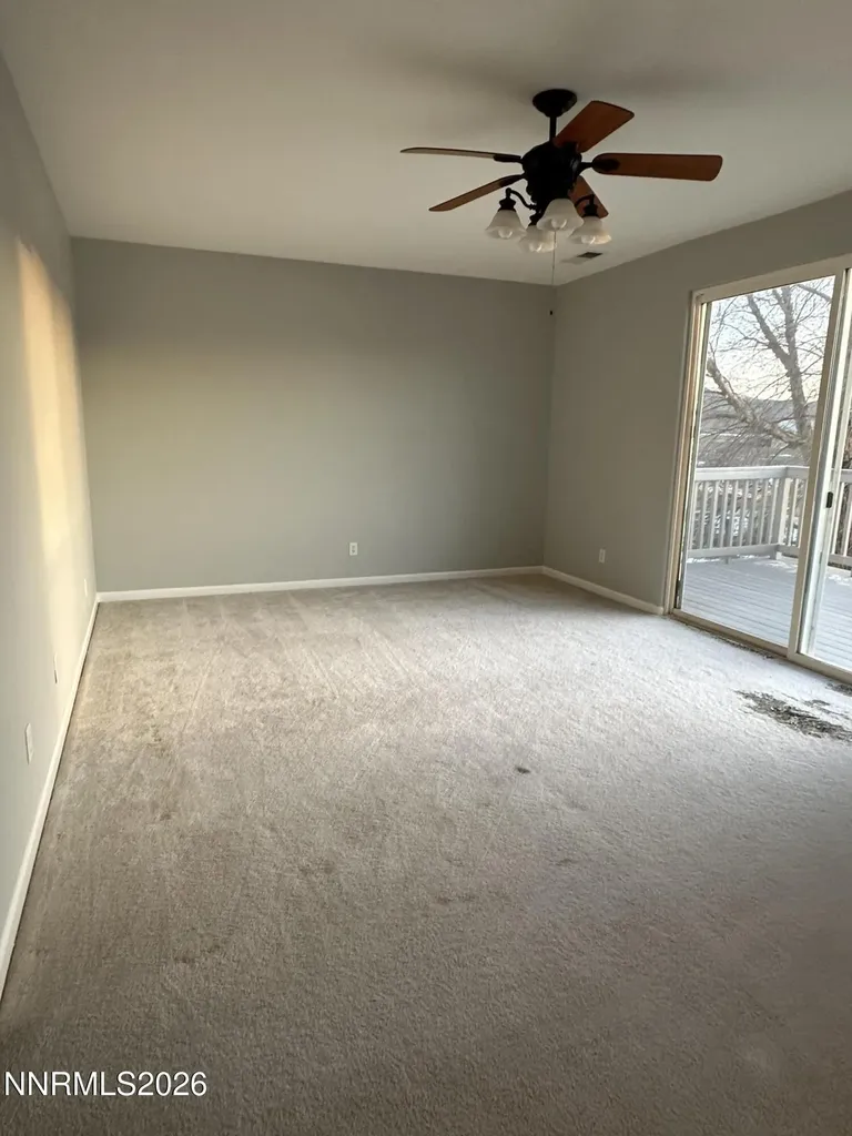 607 St Andrews Dayton NV 89403