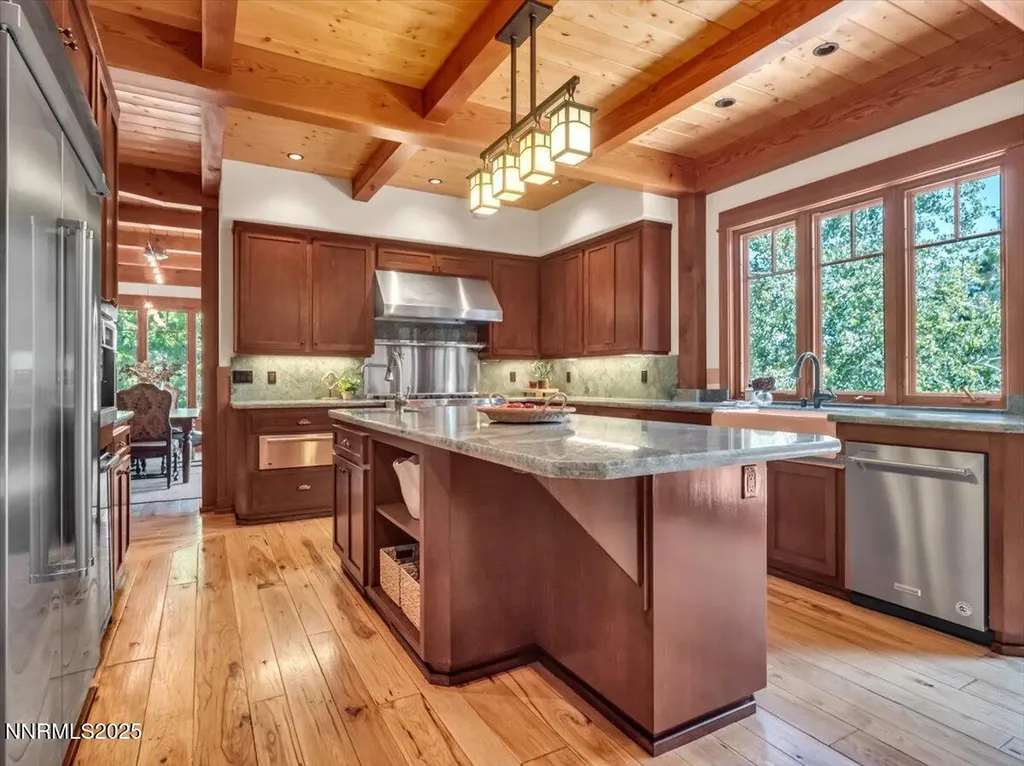 123 Five Creek Gardnerville NV 89460