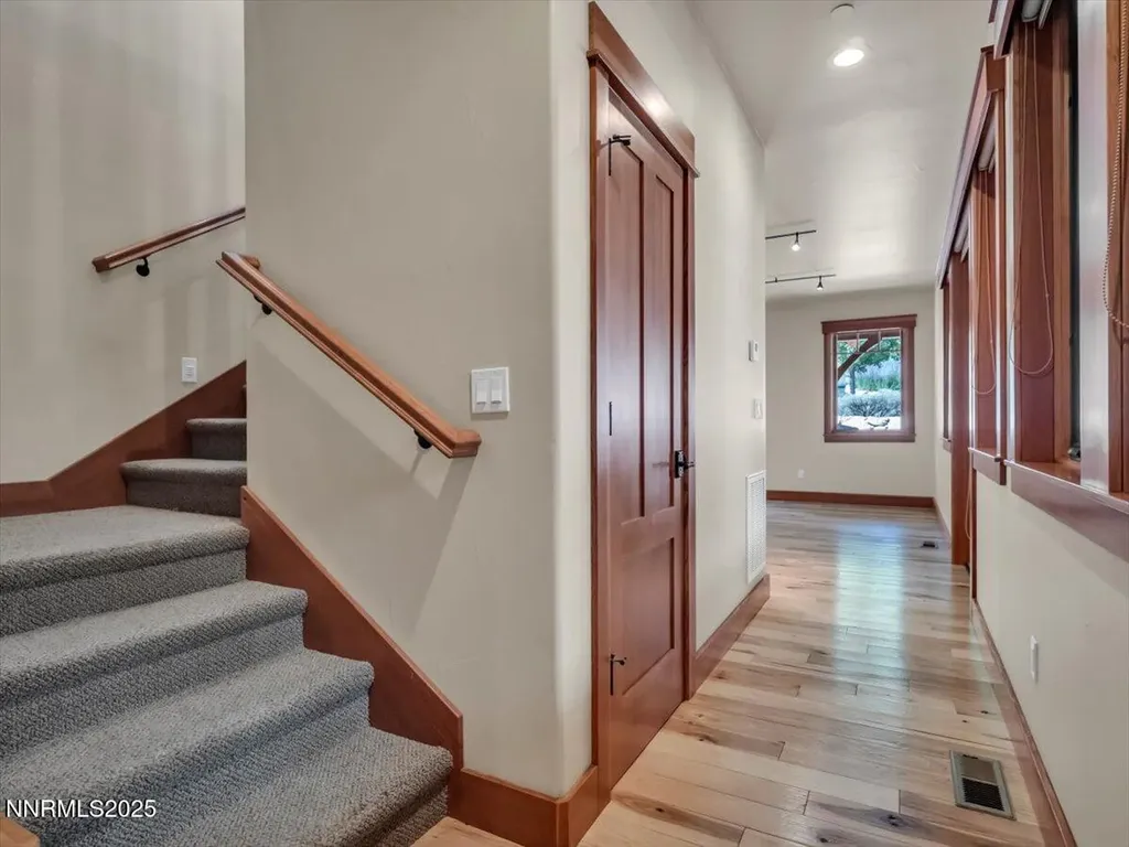 123 Five Creek Gardnerville NV 89460