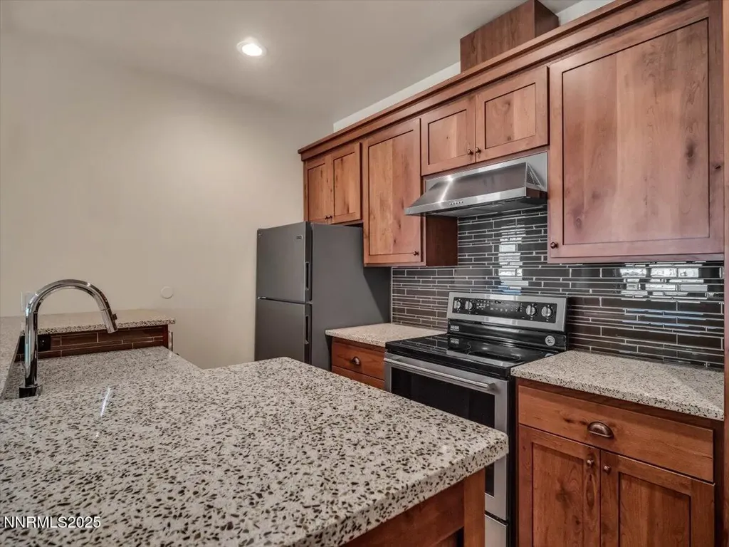 123 Five Creek Gardnerville NV 89460
