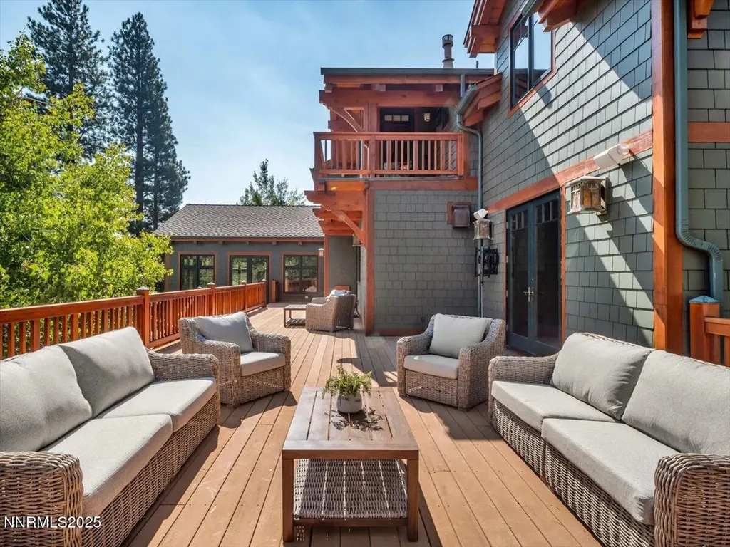 123 Five Creek Gardnerville NV 89460