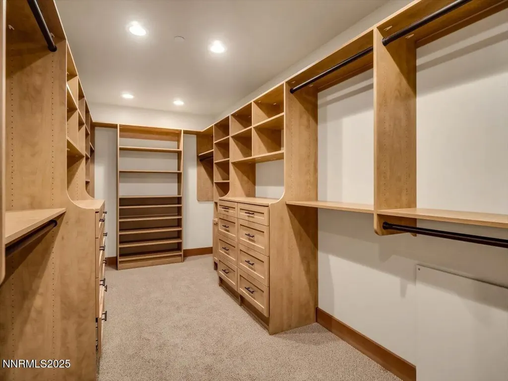 123 Five Creek Gardnerville NV 89460