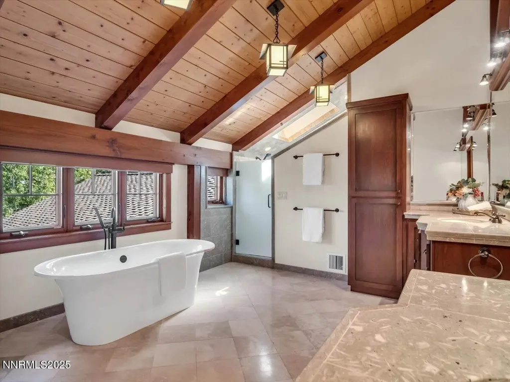 123 Five Creek Gardnerville NV 89460