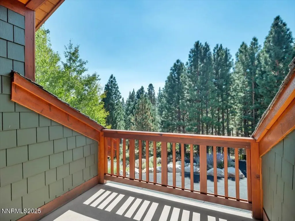 123 Five Creek Gardnerville NV 89460