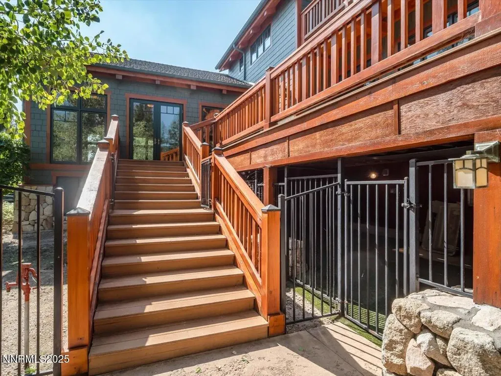 123 Five Creek Gardnerville NV 89460