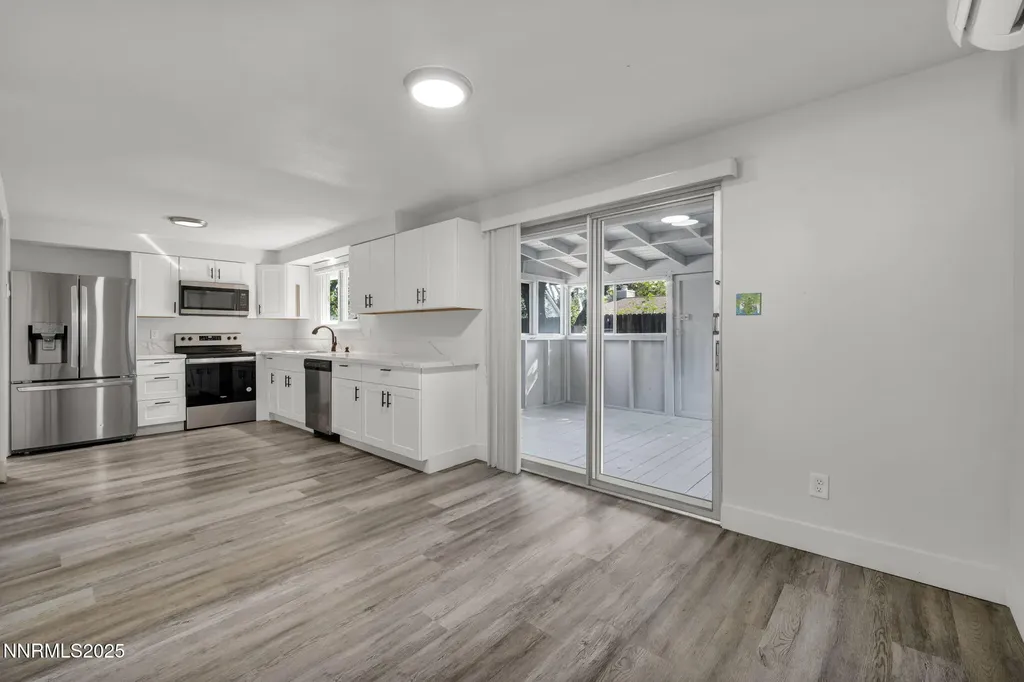 7304 Windmill Reno NV 89511