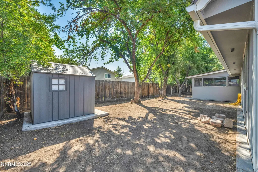 7304 Windmill Reno NV 89511