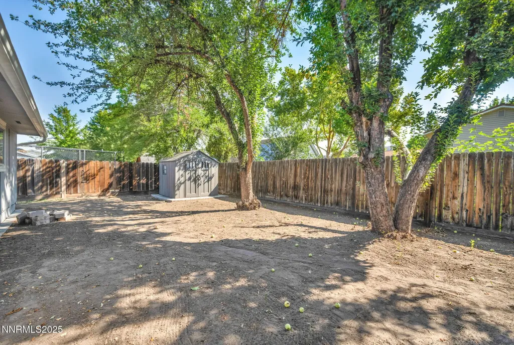 7304 Windmill Reno NV 89511