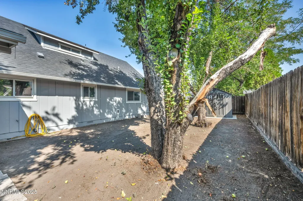 7304 Windmill Reno NV 89511