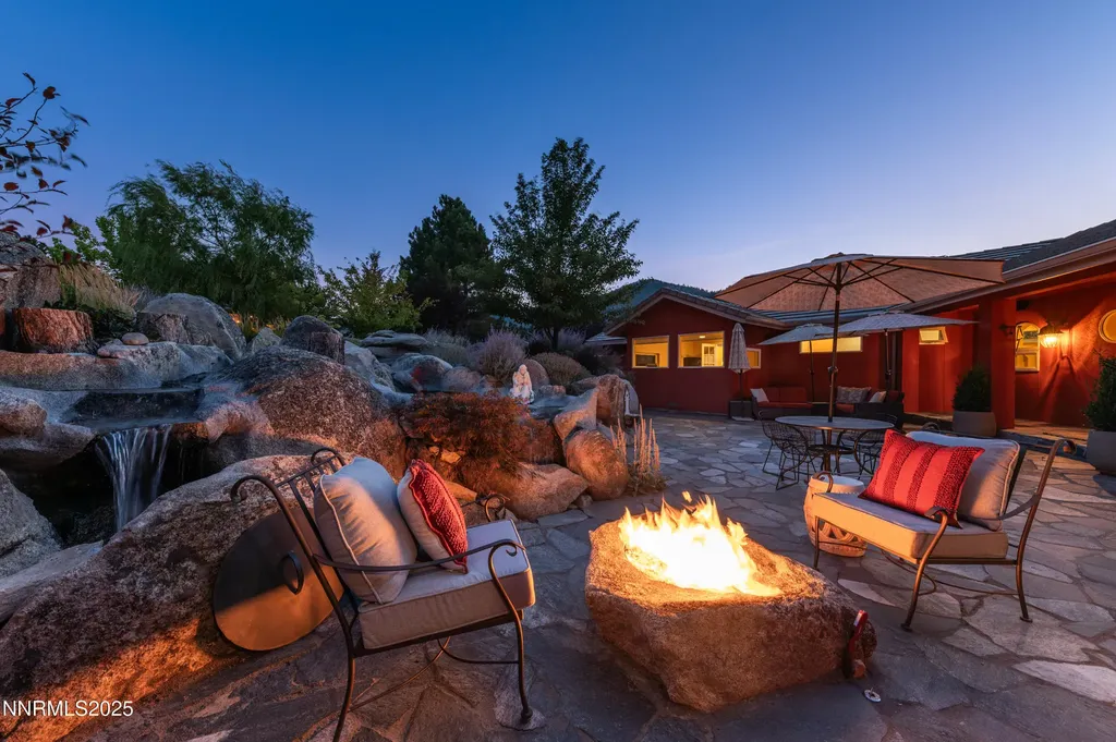 8045 List Country Washoe Valley NV 89704