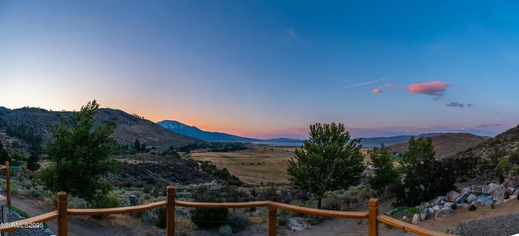 8045 List Country Washoe Valley NV 89704