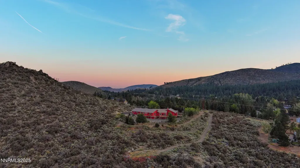 8045 List Country Washoe Valley NV 89704