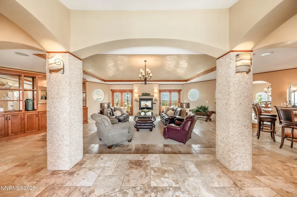 8045 List Country Washoe Valley NV 89704