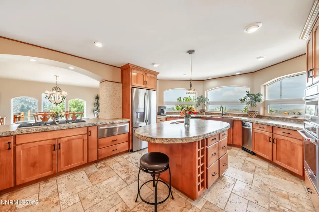 8045 List Country Washoe Valley NV 89704