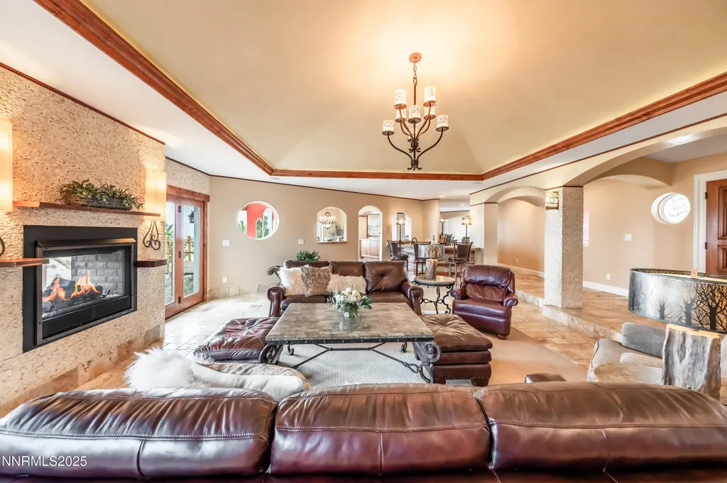 8045 List Country Washoe Valley NV 89704