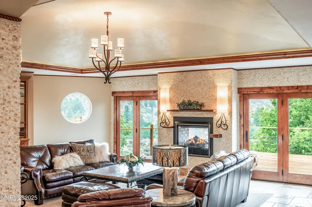 8045 List Country Washoe Valley NV 89704
