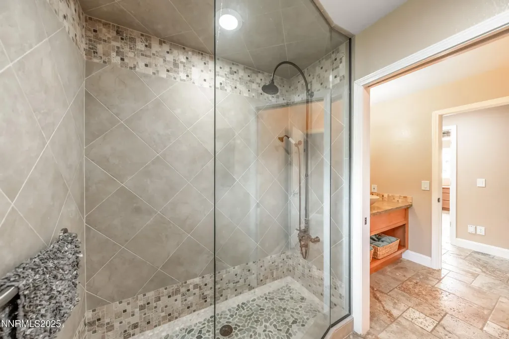 8045 List Country Washoe Valley NV 89704