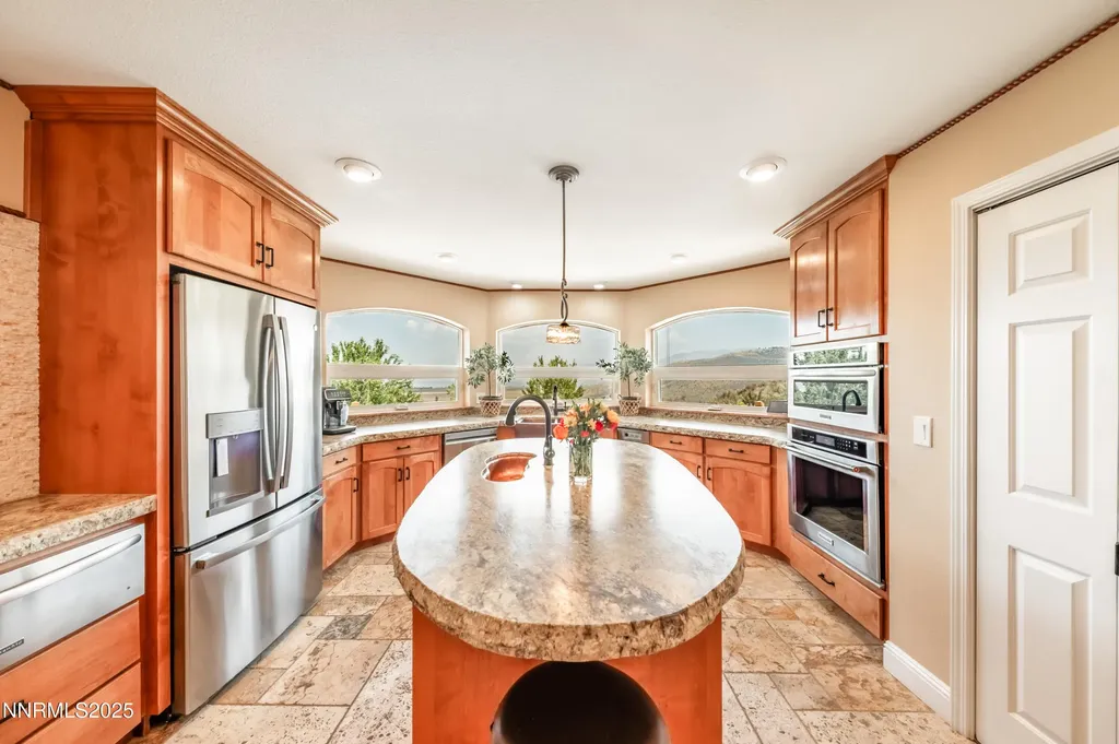8045 List Country Washoe Valley NV 89704