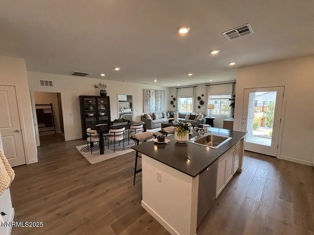 7477 Capstone Reno NV 89506
