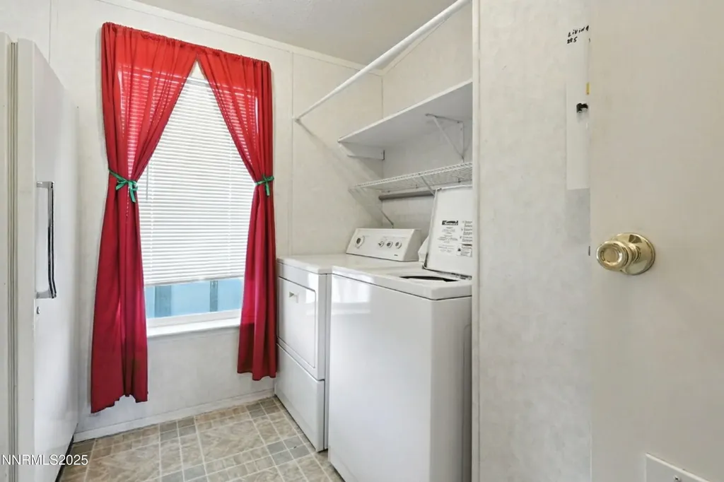 16 Ludington Yerington NV 89447