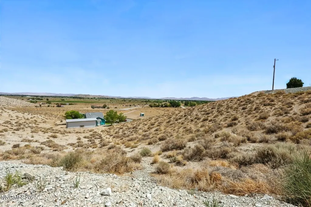 16 Ludington Yerington NV 89447
