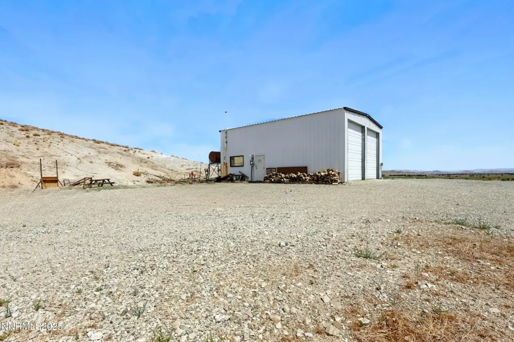 16 Ludington Yerington NV 89447