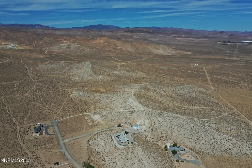 16 Ludington Yerington NV 89447
