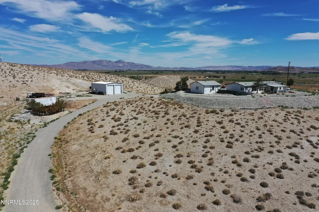 16 Ludington Yerington NV 89447