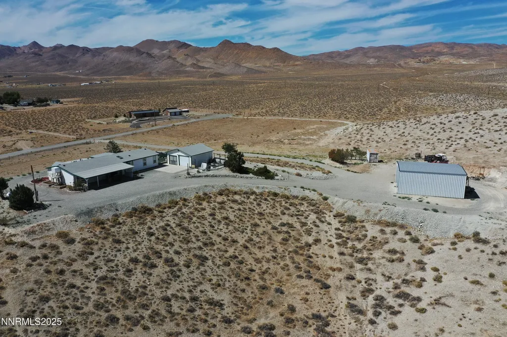 16 Ludington Yerington NV 89447