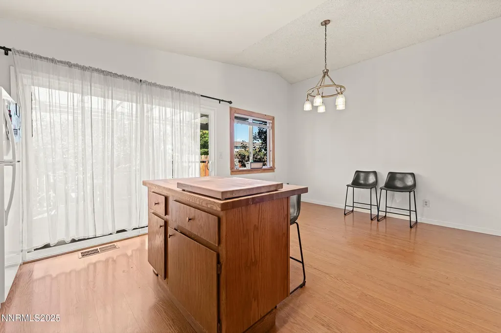 2454 Eastwood Carson City NV 89701