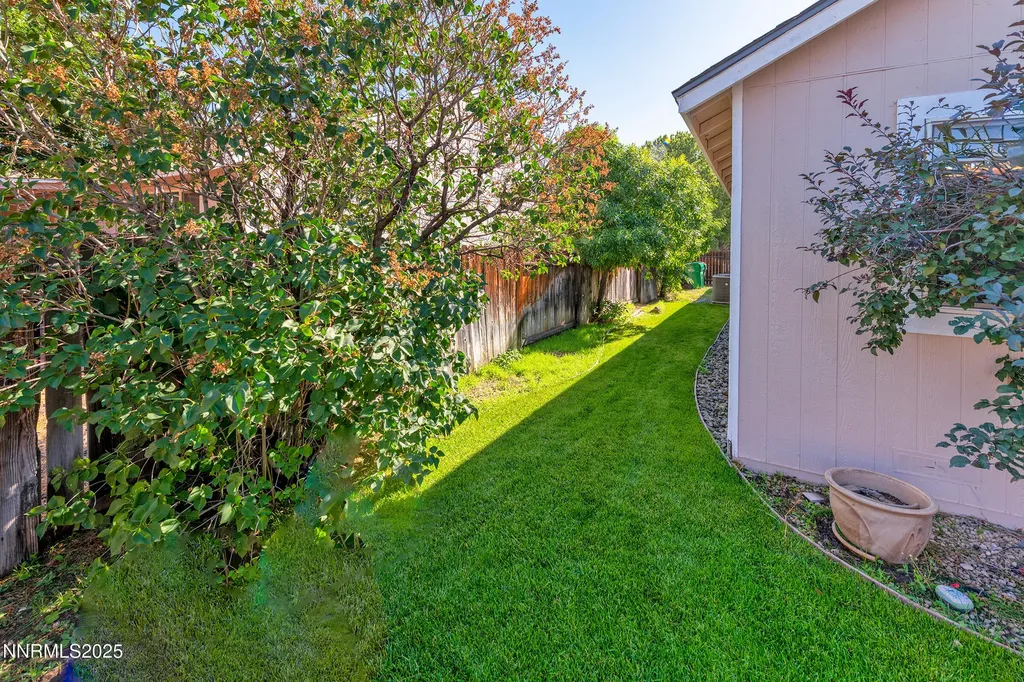 2454 Eastwood Carson City NV 89701