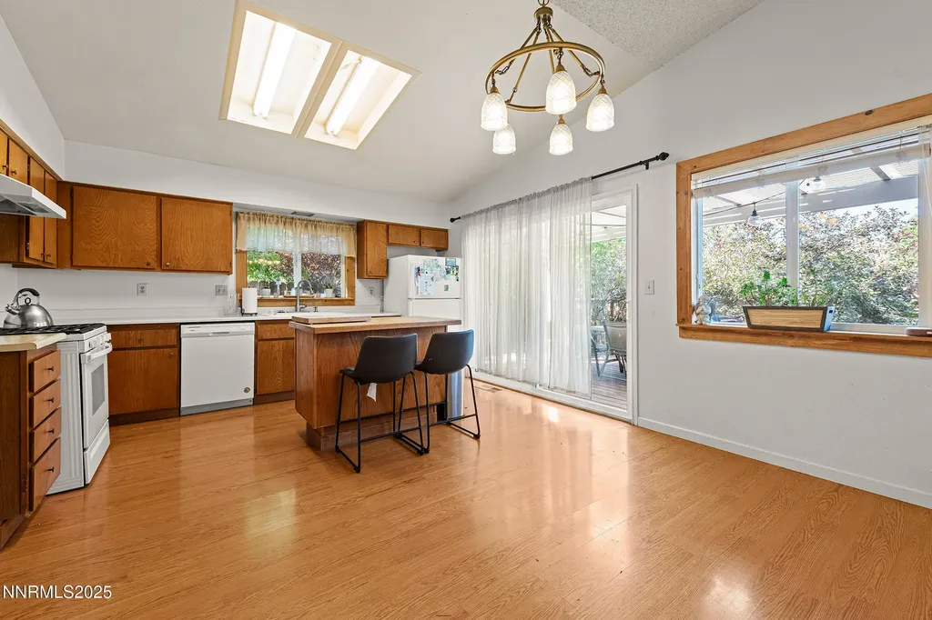 2454 Eastwood Carson City NV 89701