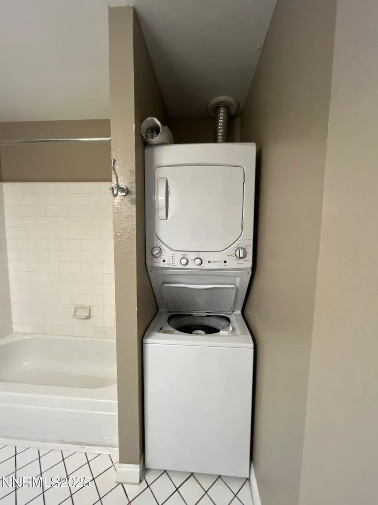 3885 Leonesio Reno NV 89512