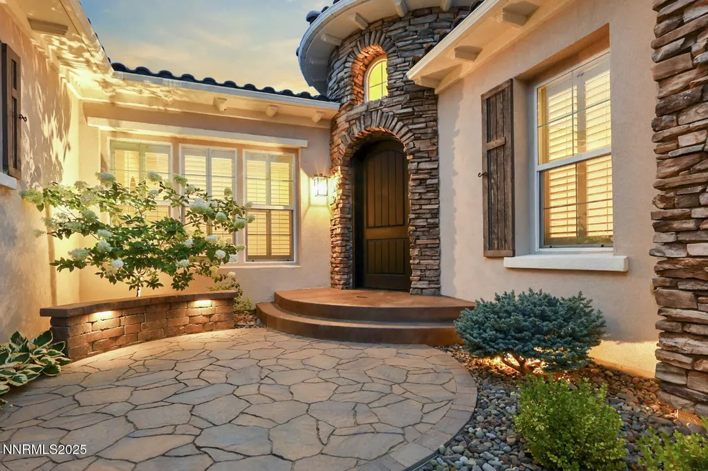2971 Roundrock Reno NV 89511