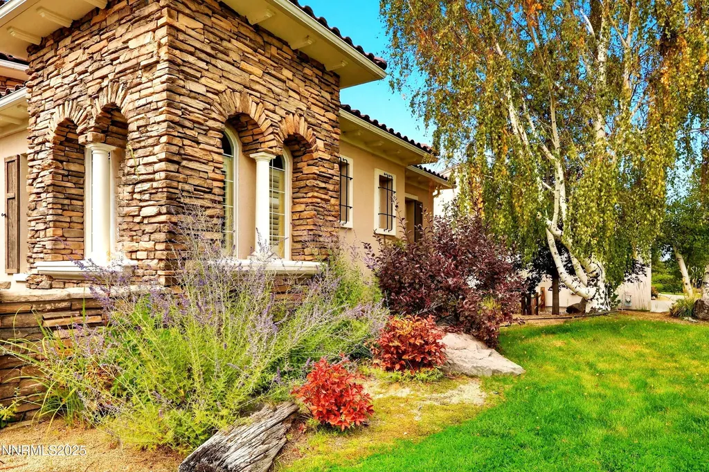2971 Roundrock Reno NV 89511