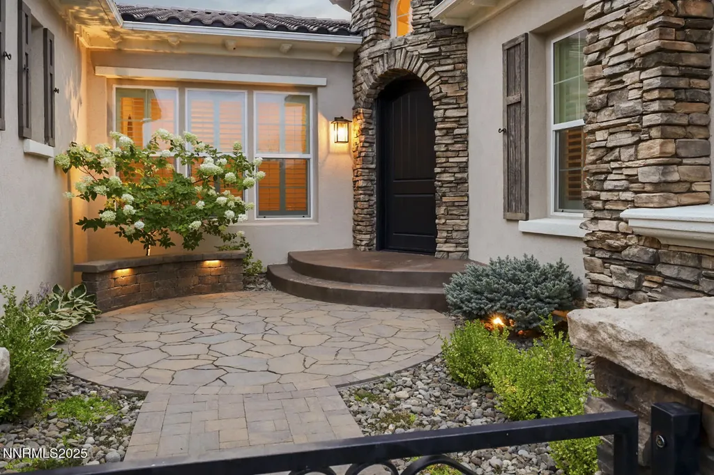2971 Roundrock Reno NV 89511