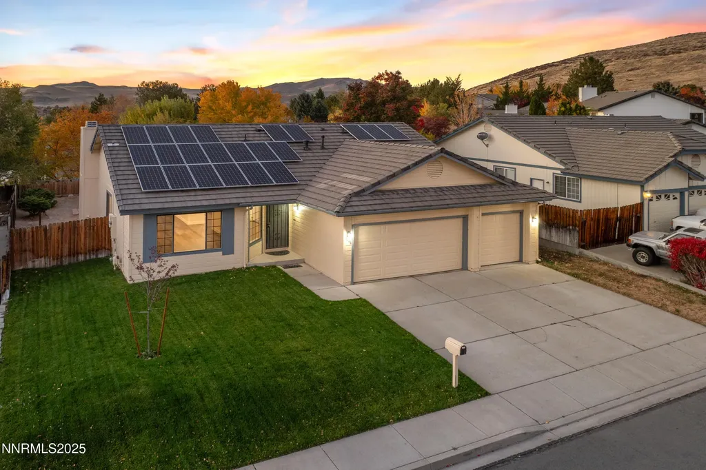 1716 Canyon Terrace Sparks NV 89436