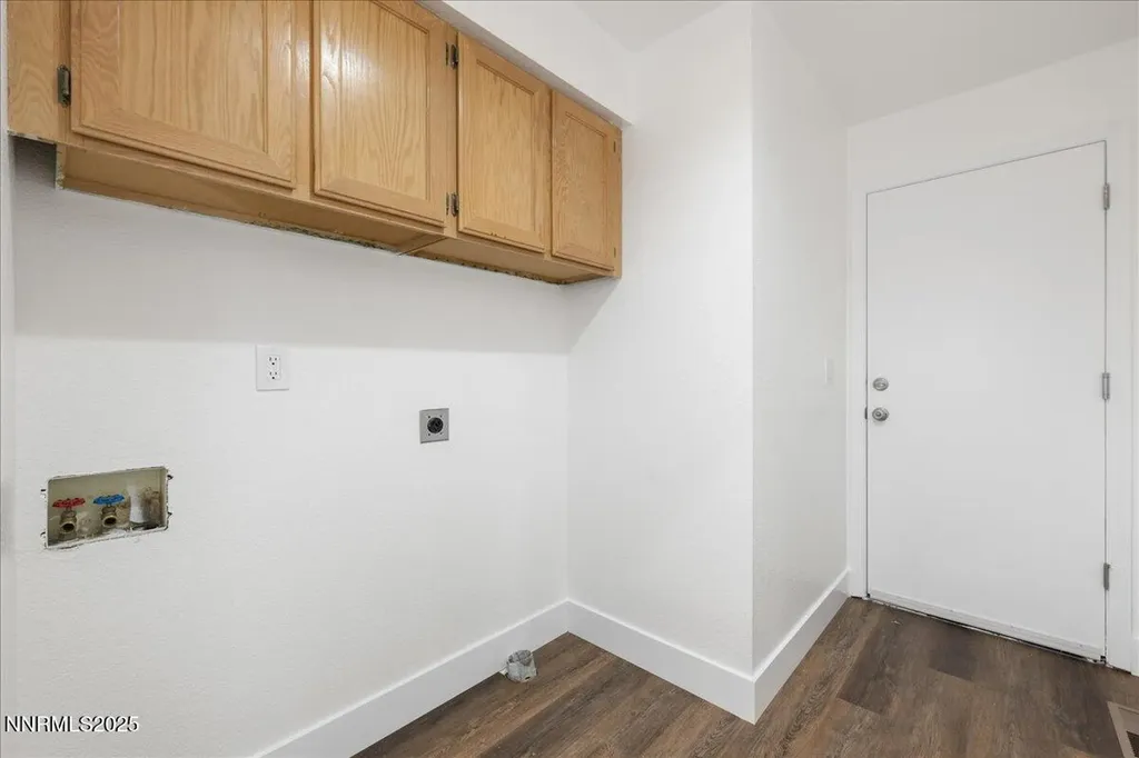 1716 Canyon Terrace Sparks NV 89436
