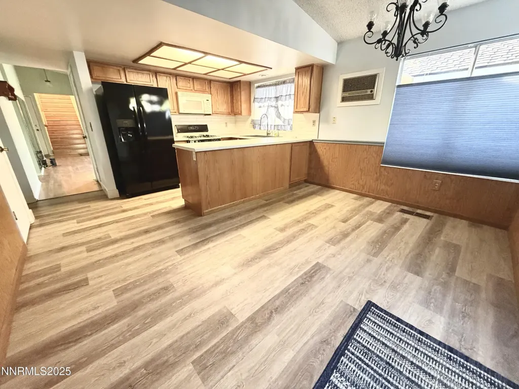 1728 Bluehaven Sparks NV 89434