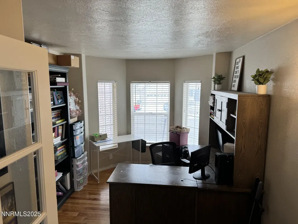 2081 Russell Elko NV 89801