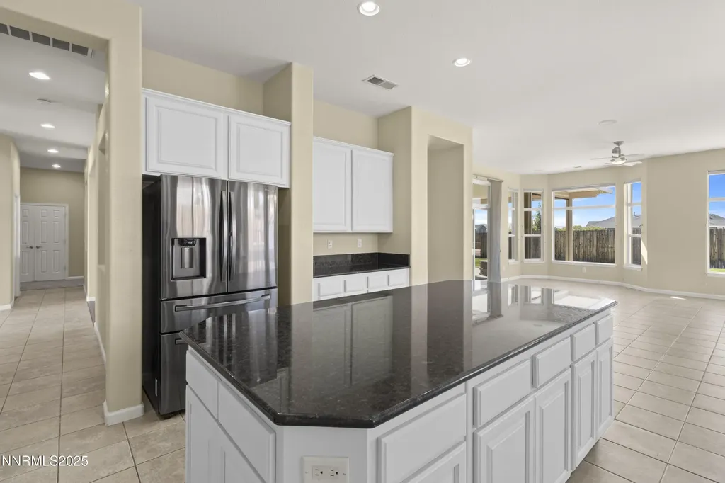 1838 Kinglet Sparks NV 89441