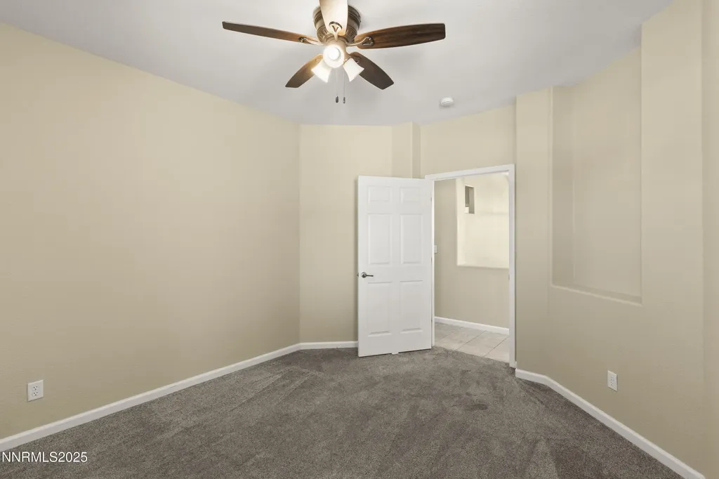1838 Kinglet Sparks NV 89441