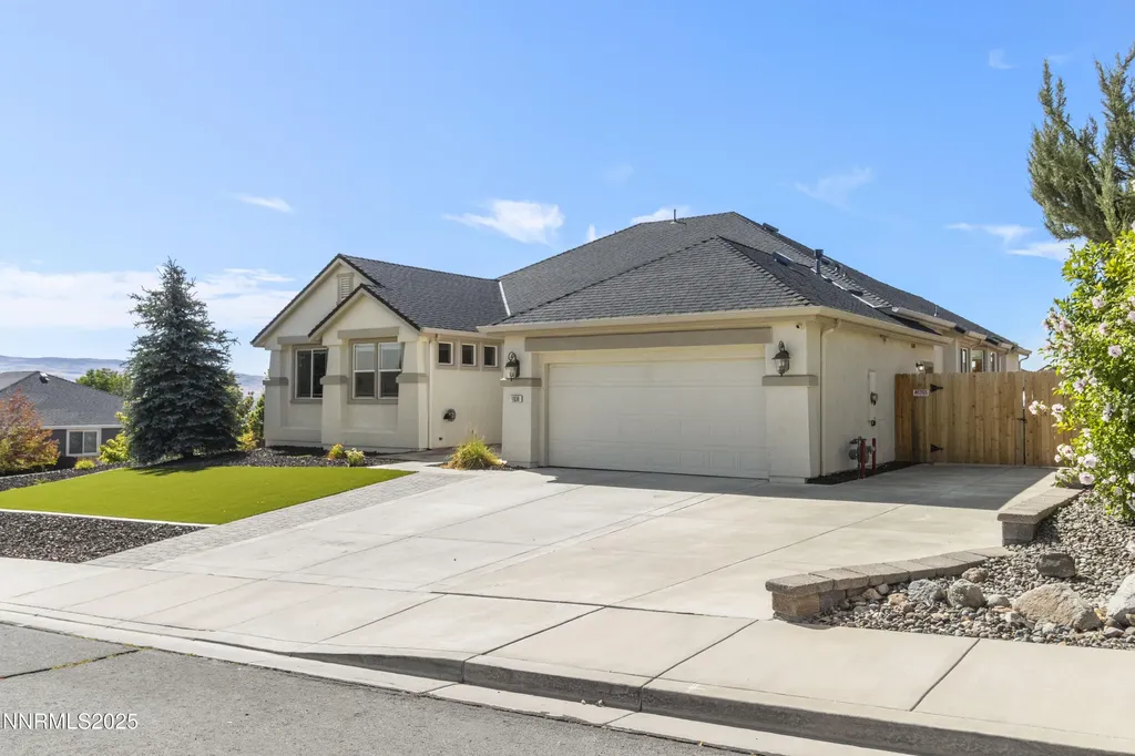 1838 Kinglet Sparks NV 89441