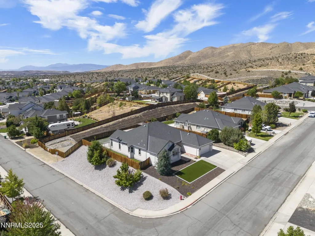 1838 Kinglet Sparks NV 89441