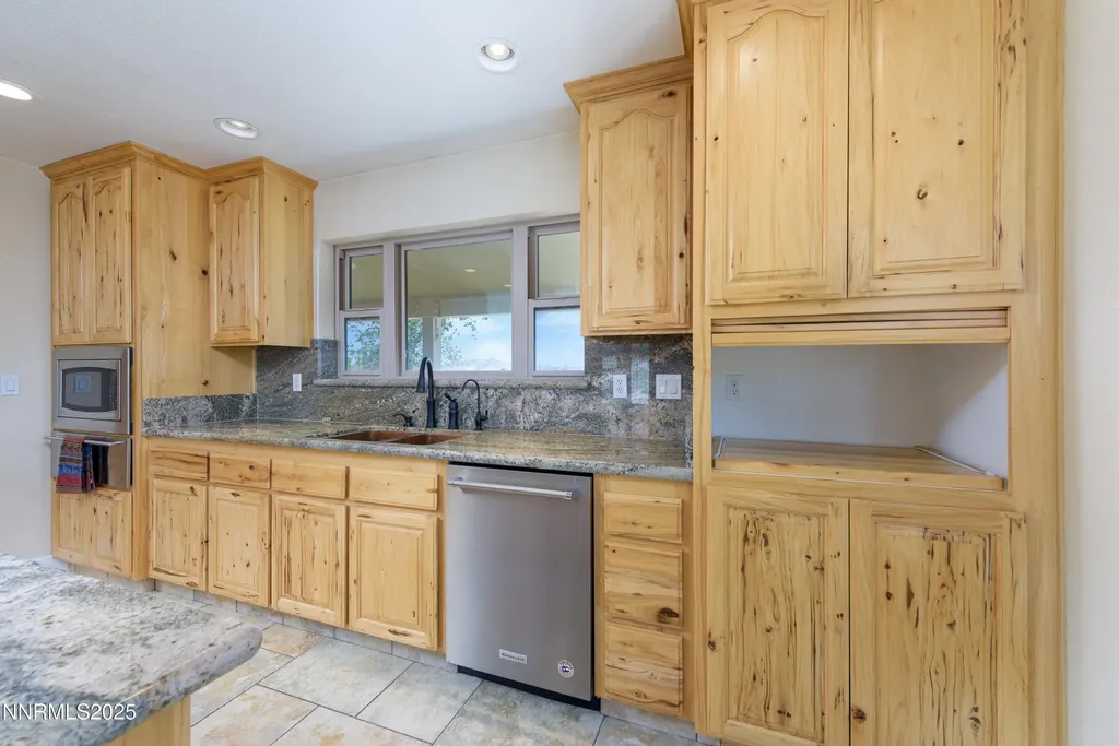 81 Lower Colony Wellington NV 89444