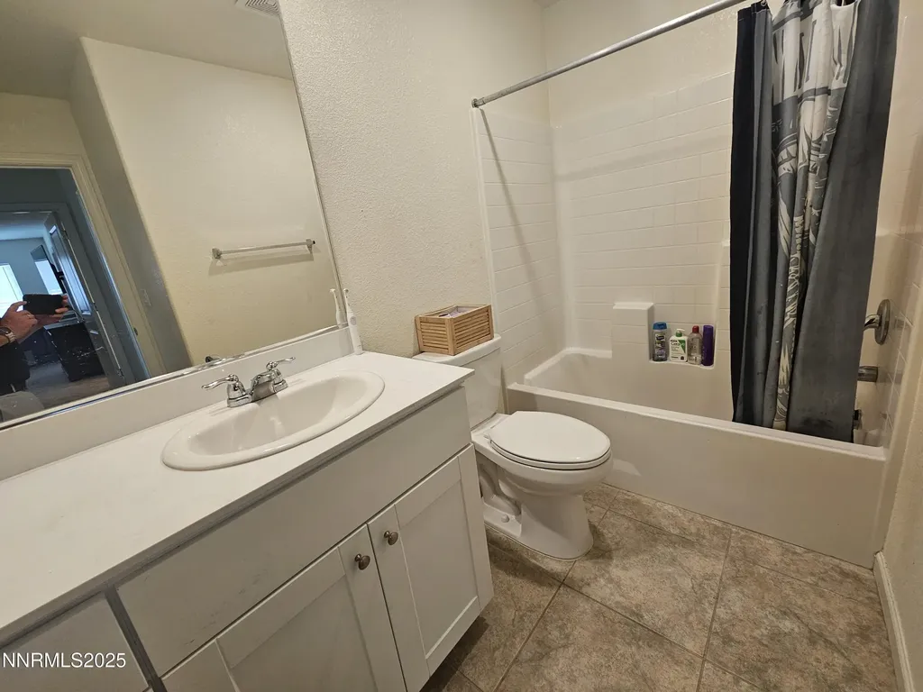 632 Coyote Bluff Court Reno NV 89506