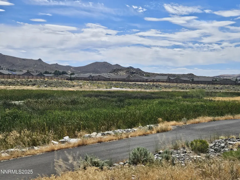 632 Coyote Bluff Court Reno NV 89506